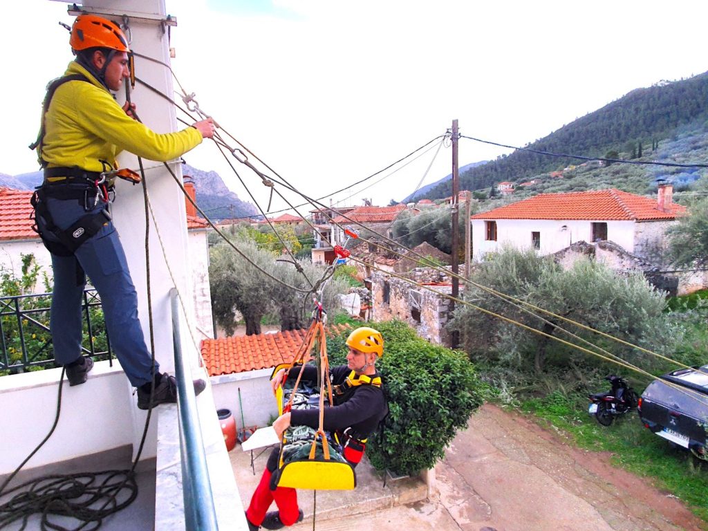 Αναρρίχηση Λεωνίδιο Διάσωση Κάθετου Πεδίου Καθέλκυση Διασωστικού Φορείου Σχολή Βράχου CL4 HMCS