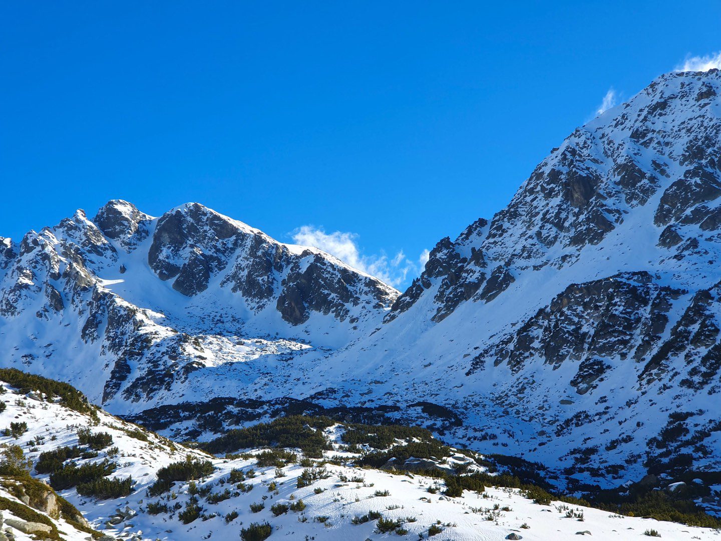 Ταξίδια Βουνά Ορειβασία Βουλγαρία Bansko Διάσχιση Pirin Basecamp Travel